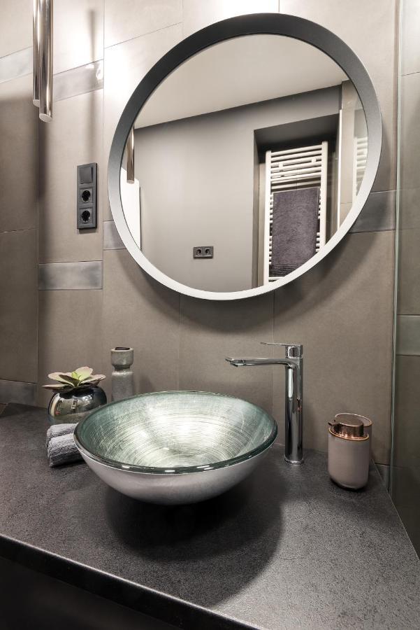 Hollo 3 Bedroom Downtown Apartment ブダペスト エクステリア 写真