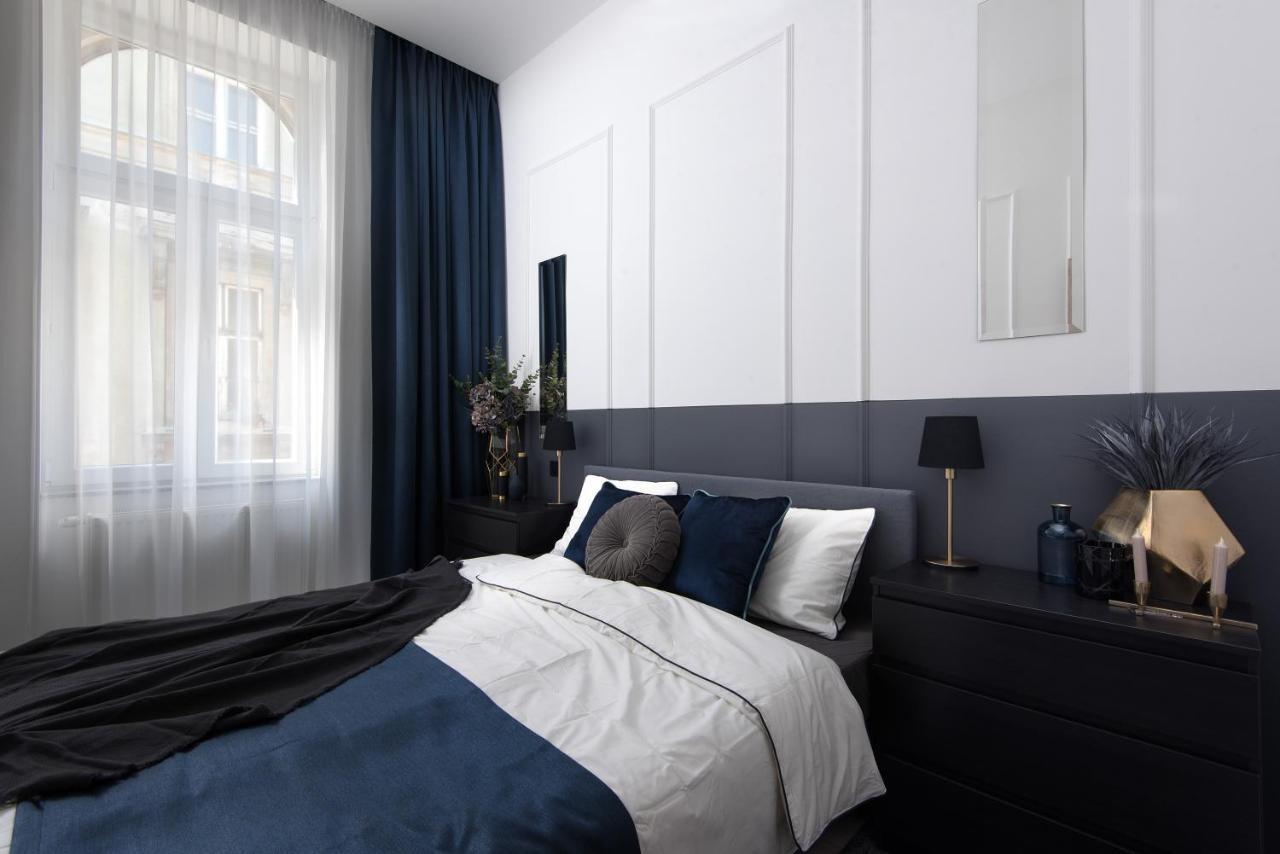 Hollo 3 Bedroom Downtown Apartment ブダペスト エクステリア 写真